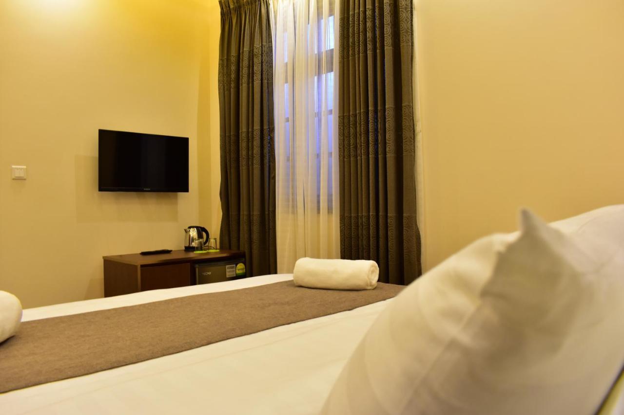 Isle Royal Inn Fuvahmulah Экстерьер фото