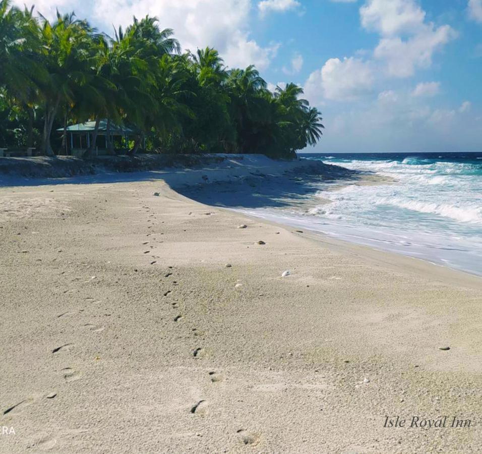 Isle Royal Inn Fuvahmulah Экстерьер фото