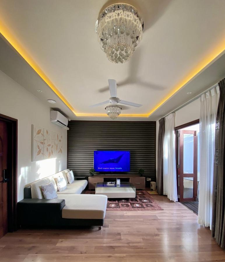 Isle Royal Inn Fuvahmulah Экстерьер фото