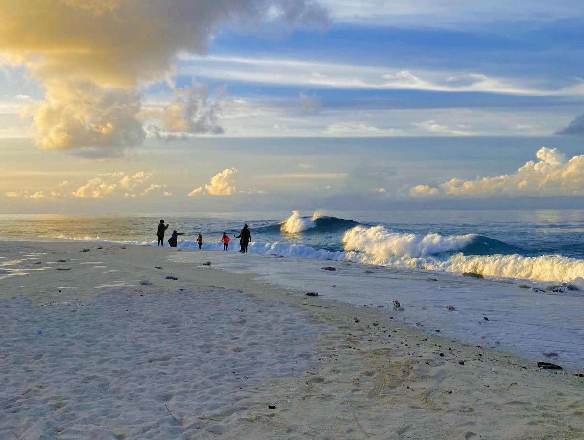 Isle Royal Inn Fuvahmulah Экстерьер фото