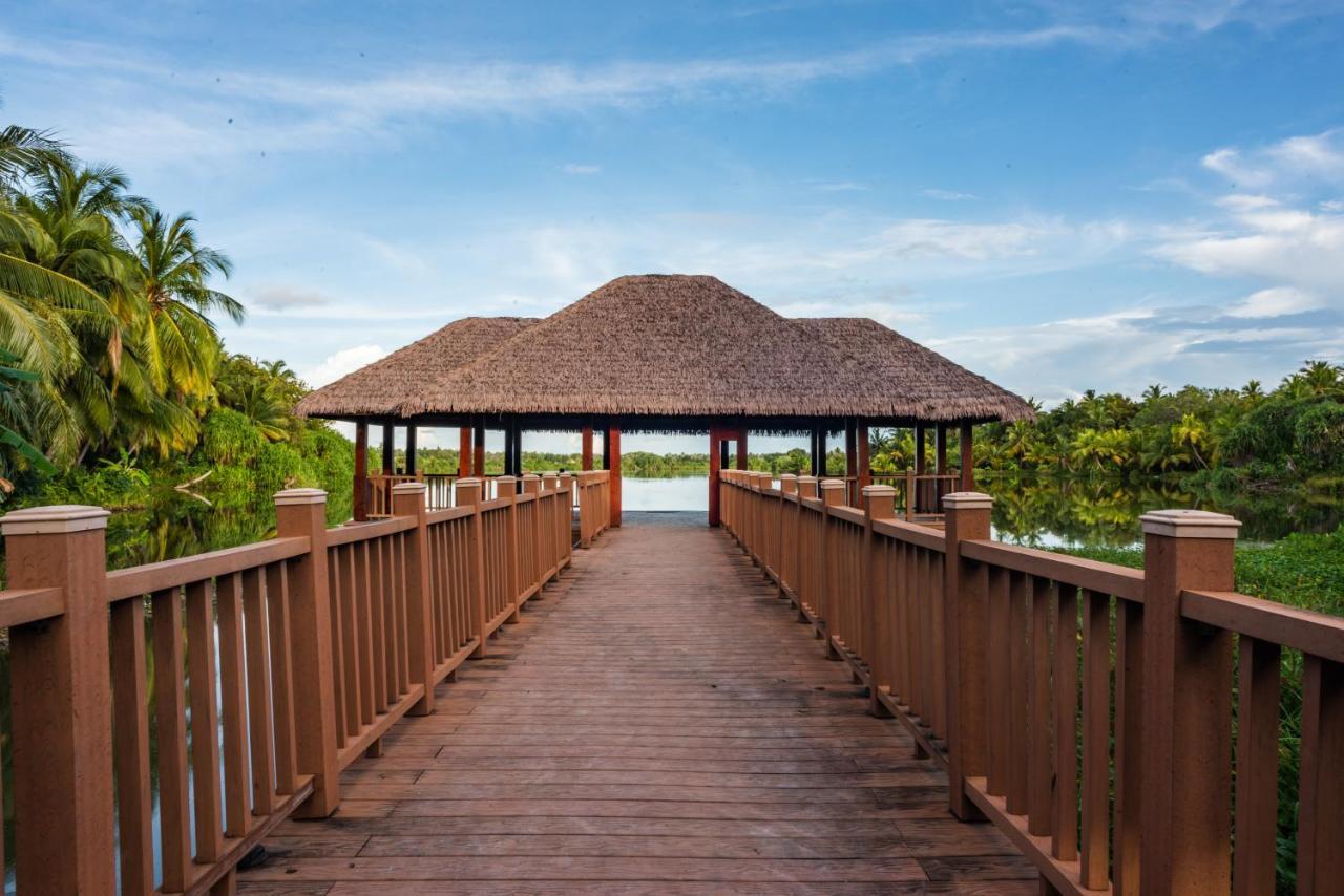 Isle Royal Inn Fuvahmulah Экстерьер фото