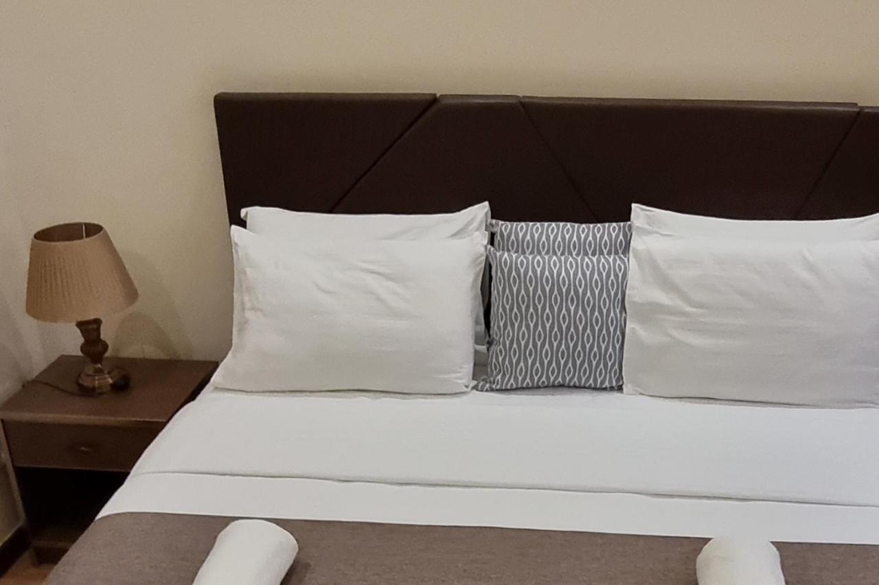 Isle Royal Inn Fuvahmulah Экстерьер фото