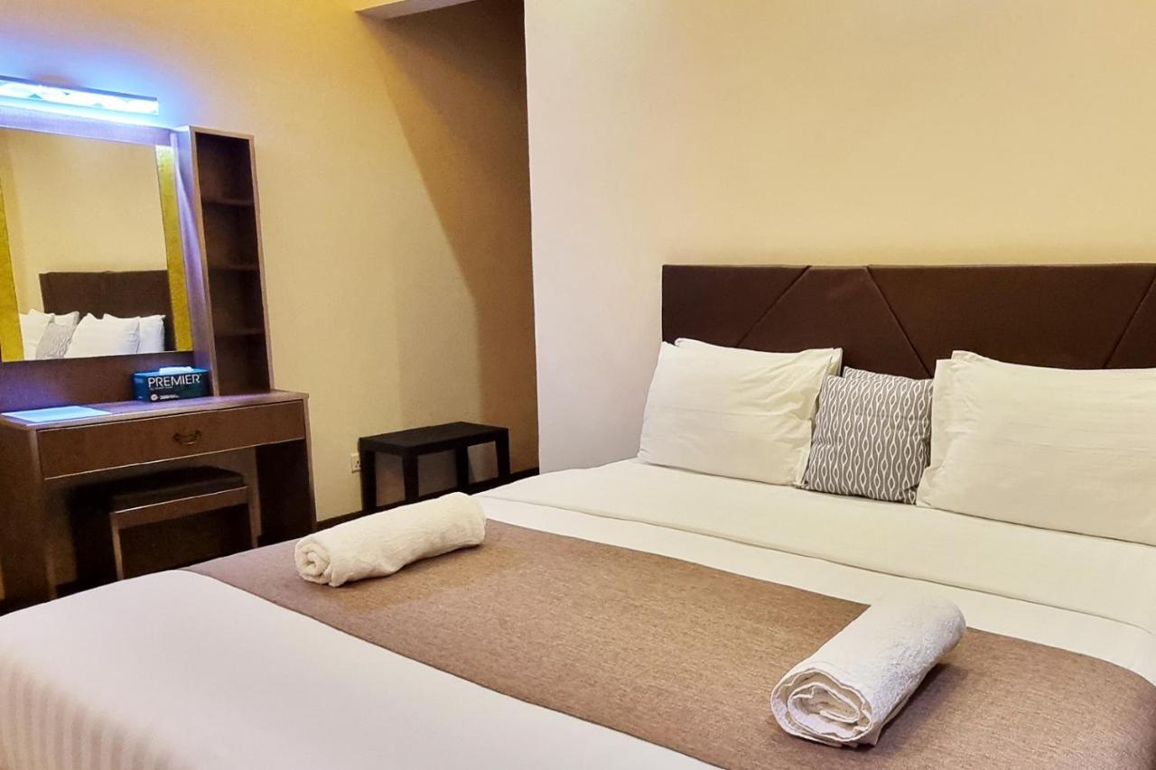 Isle Royal Inn Fuvahmulah Экстерьер фото